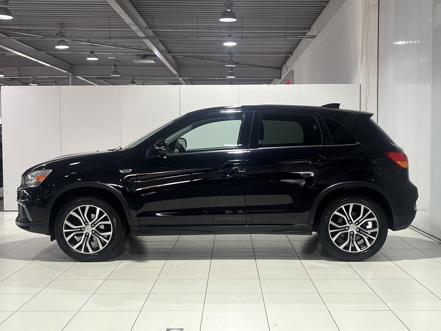Mitsubishi Mitsubishi