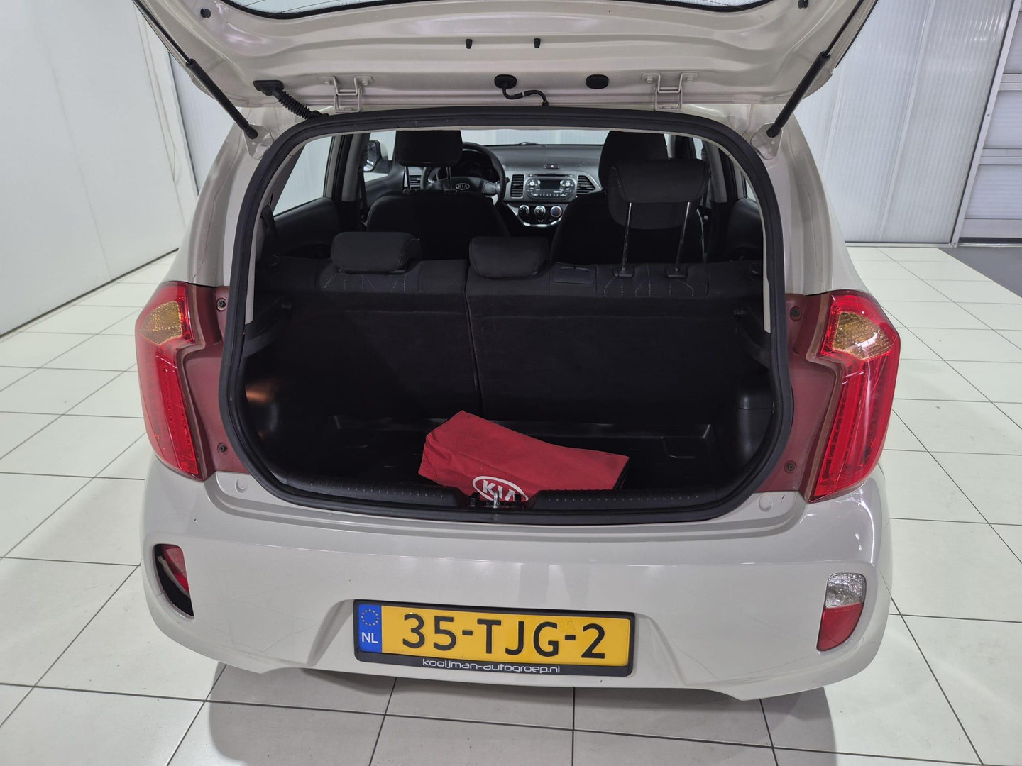 Kia