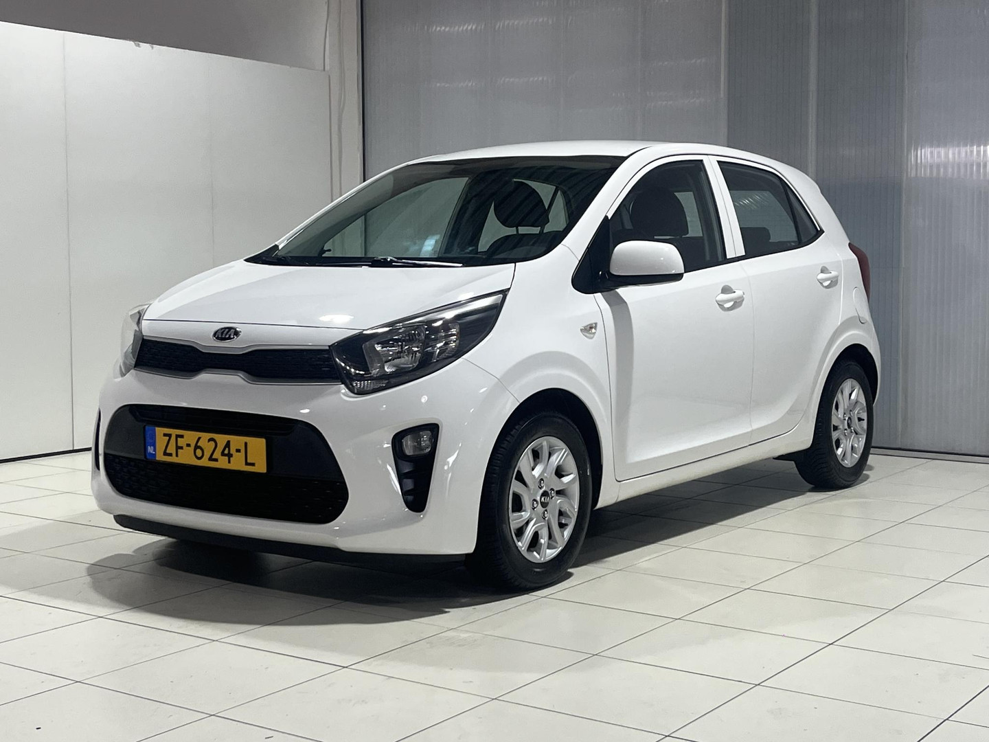 Kia