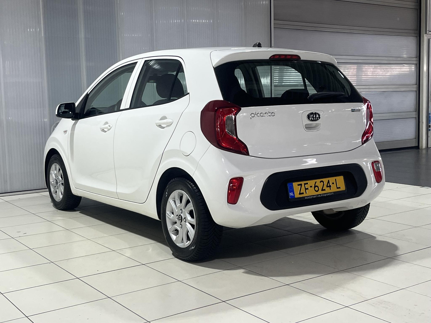 Kia