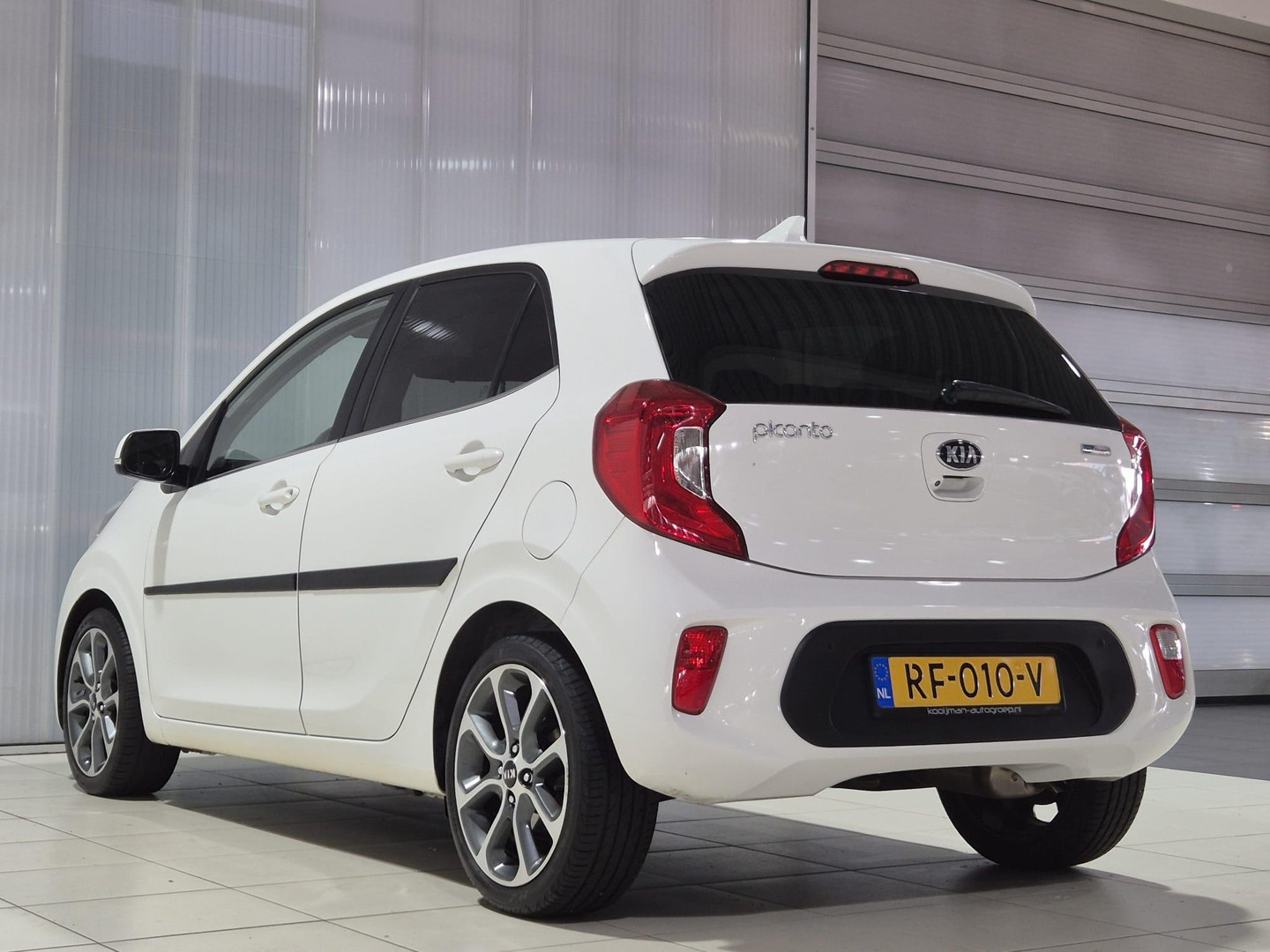 Kia