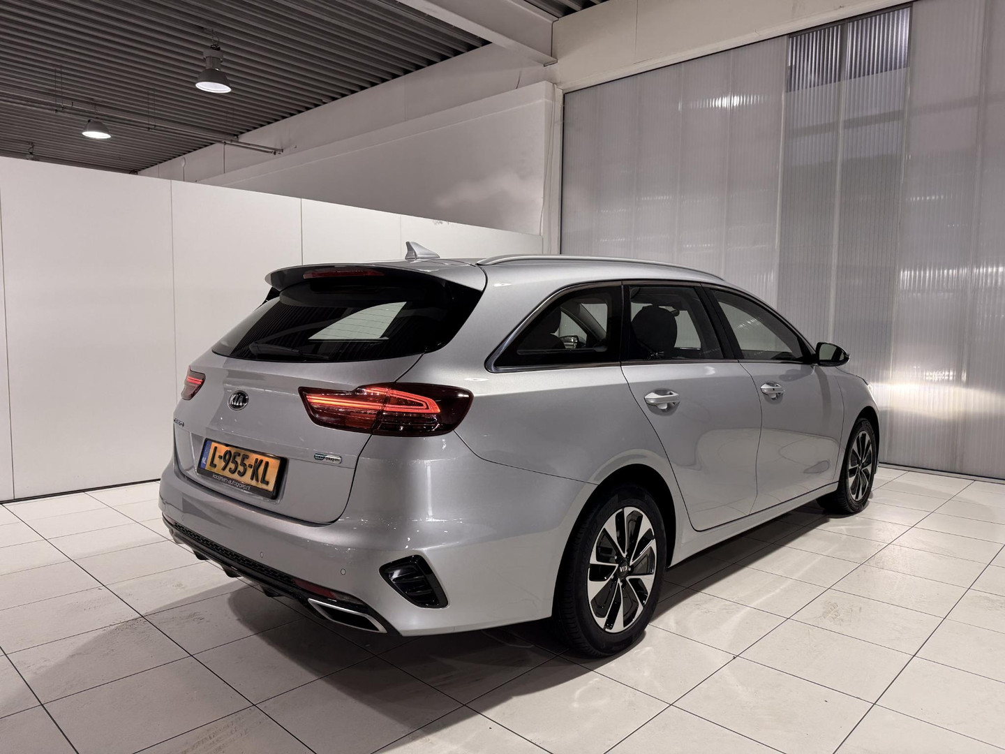 Kia