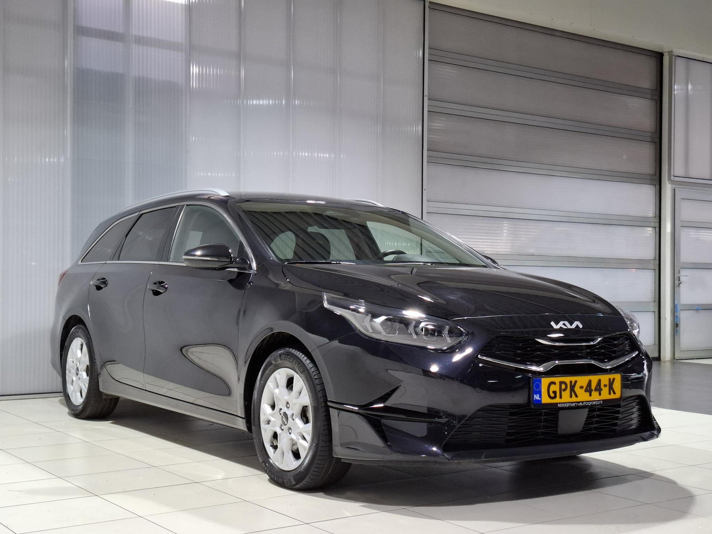 Kia