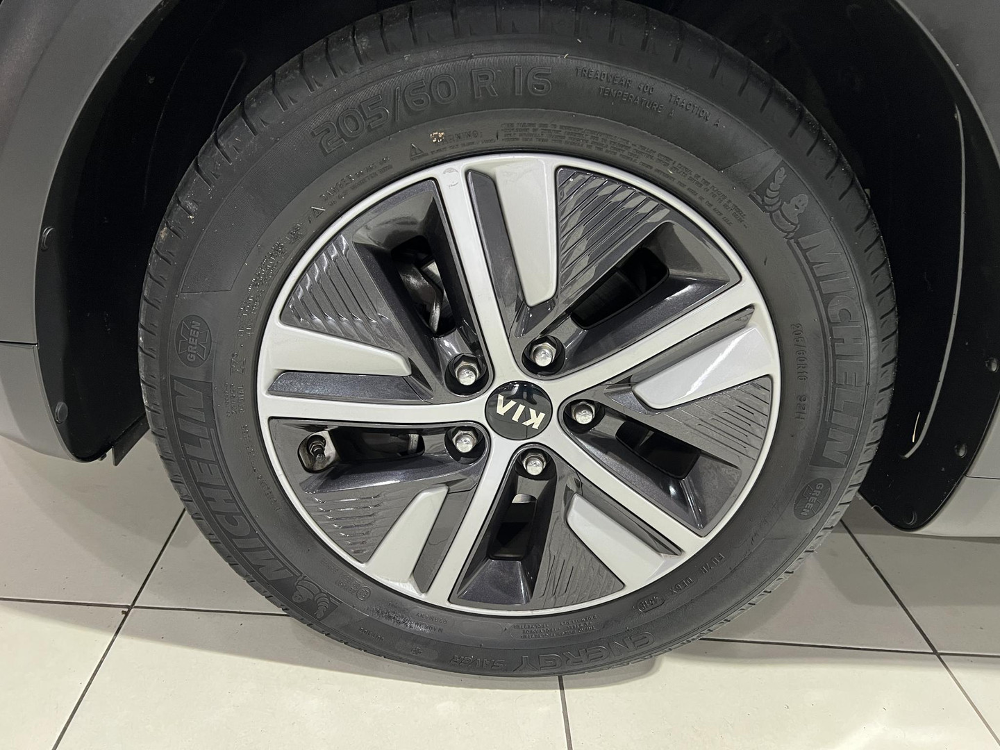 Kia