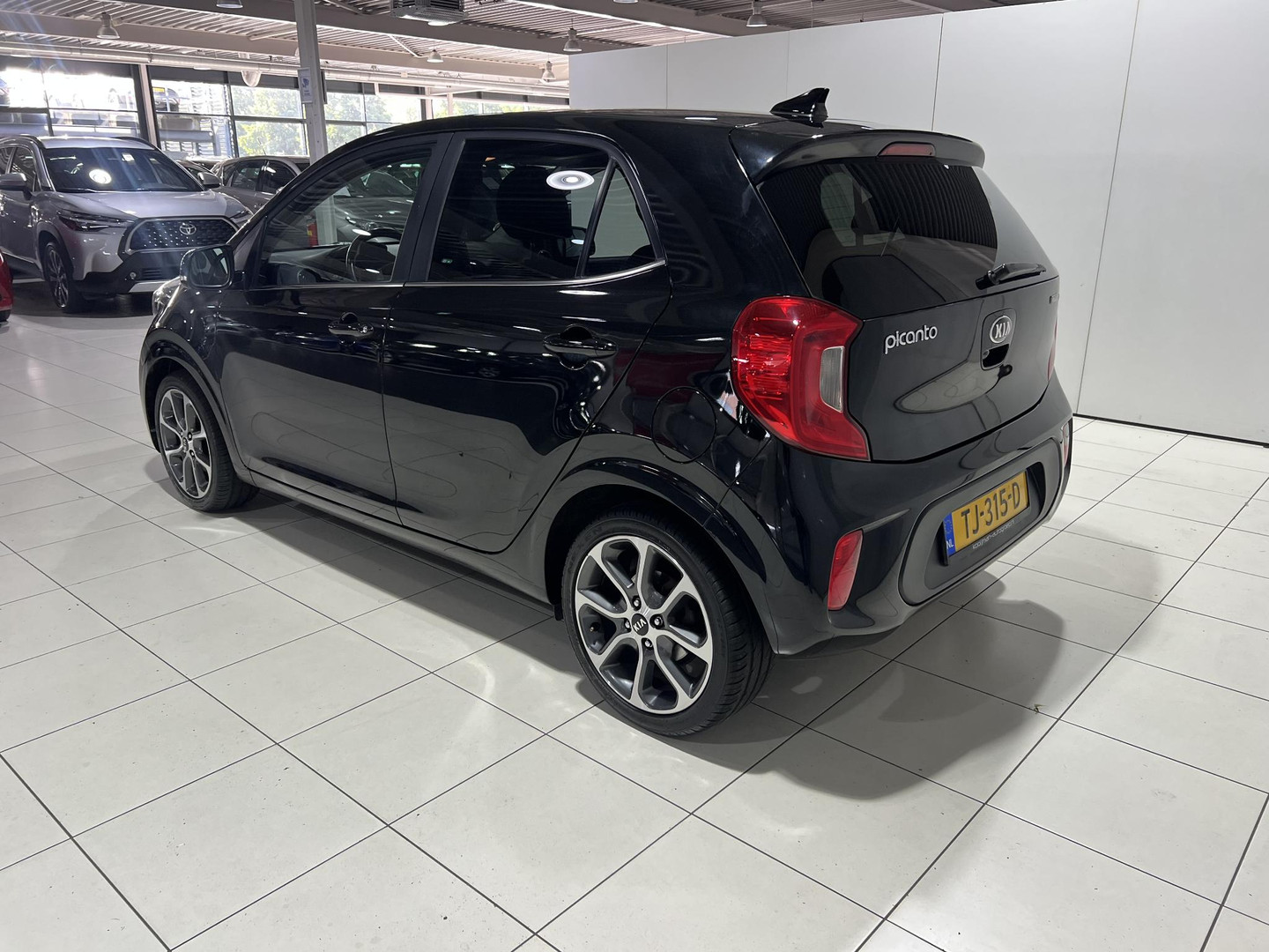 Kia