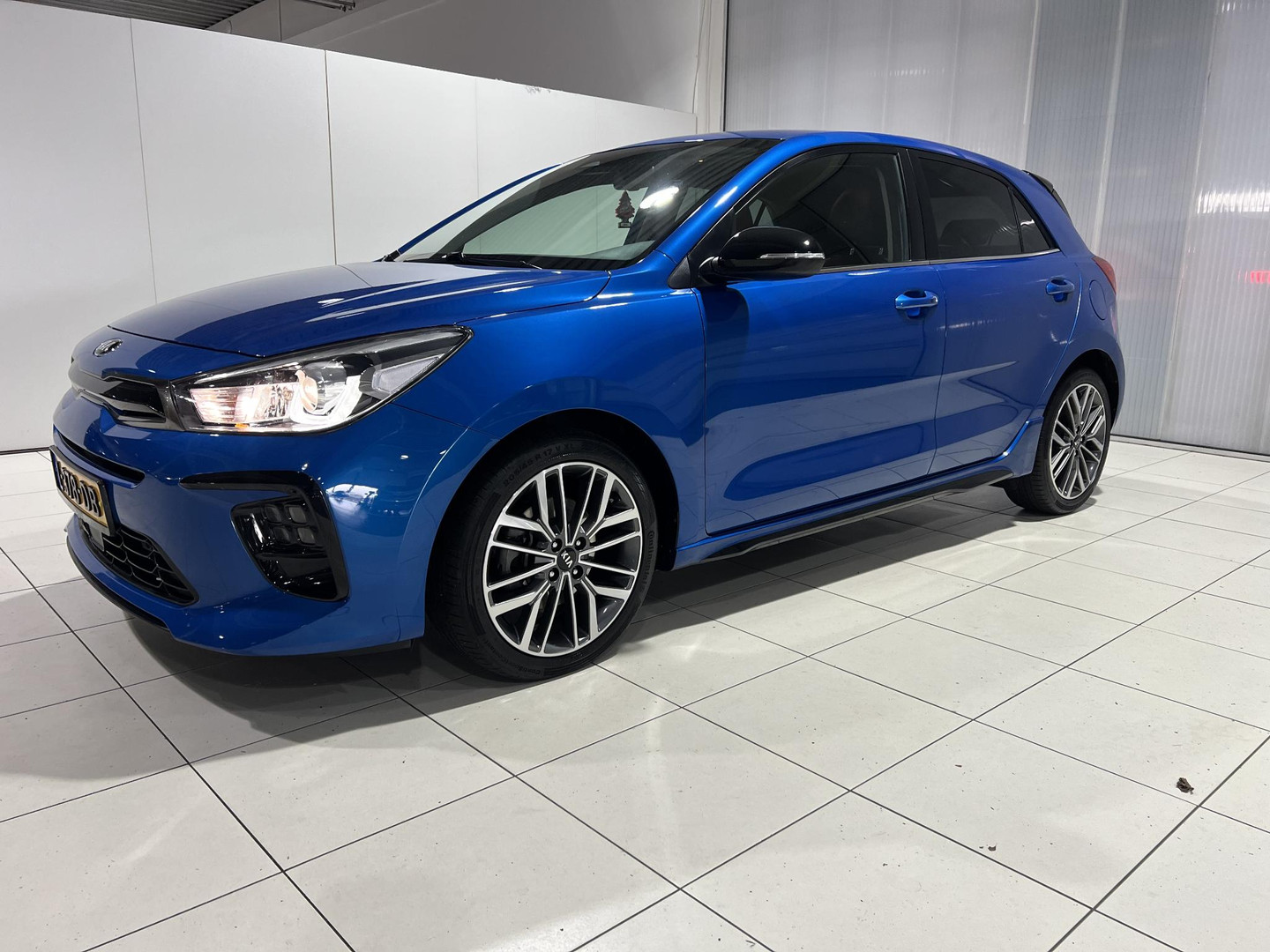 Kia