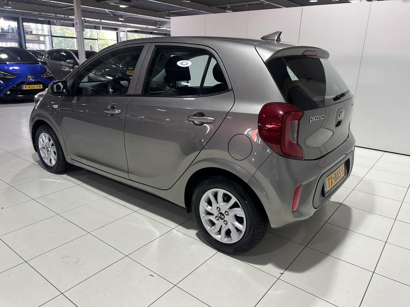 Kia Kia