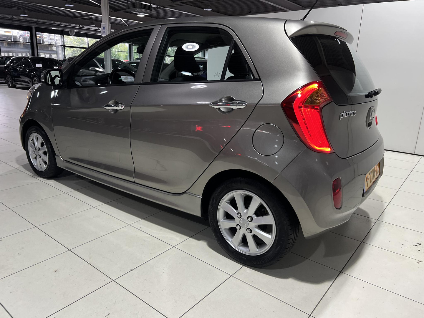 Kia