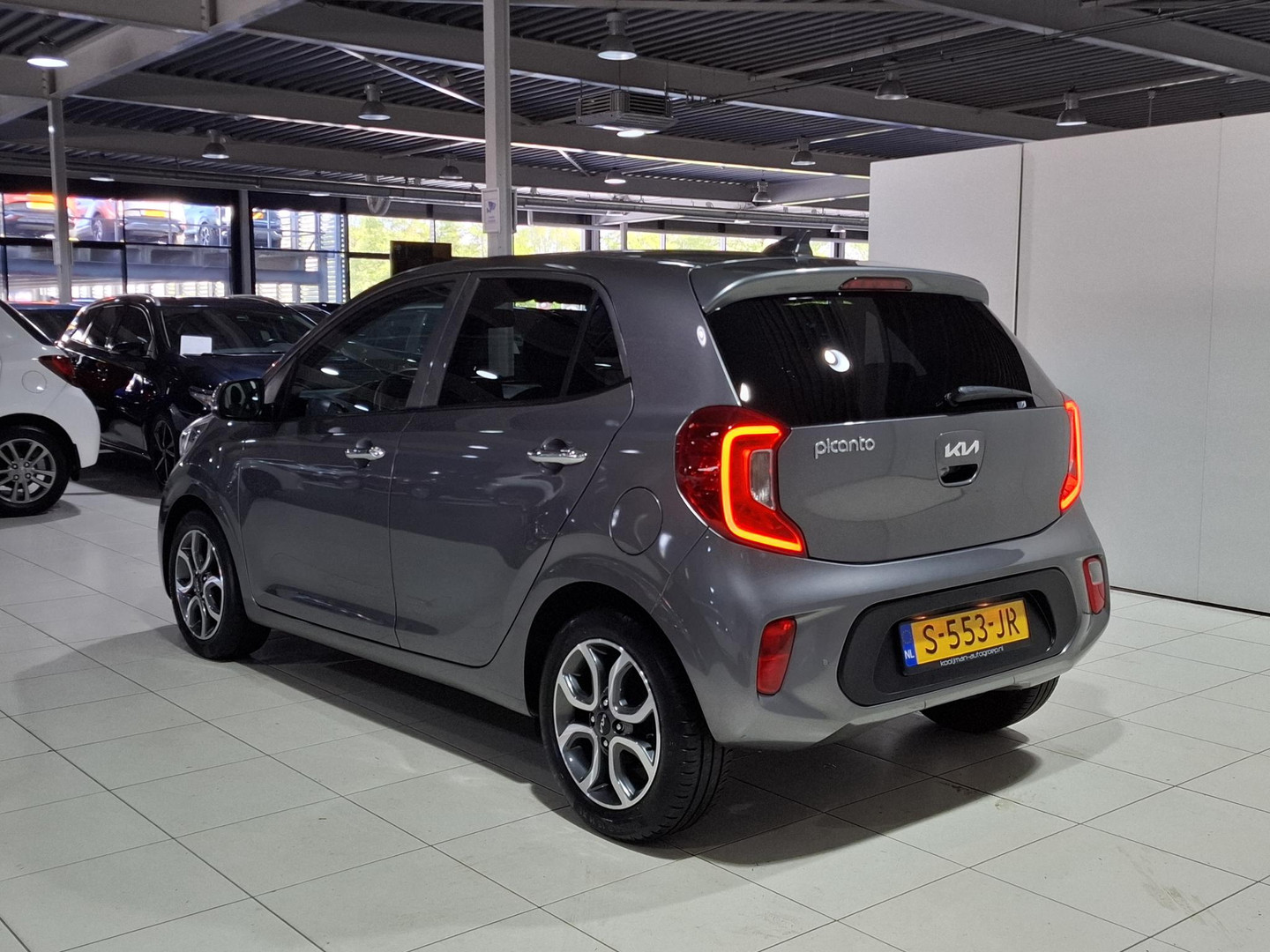 Kia