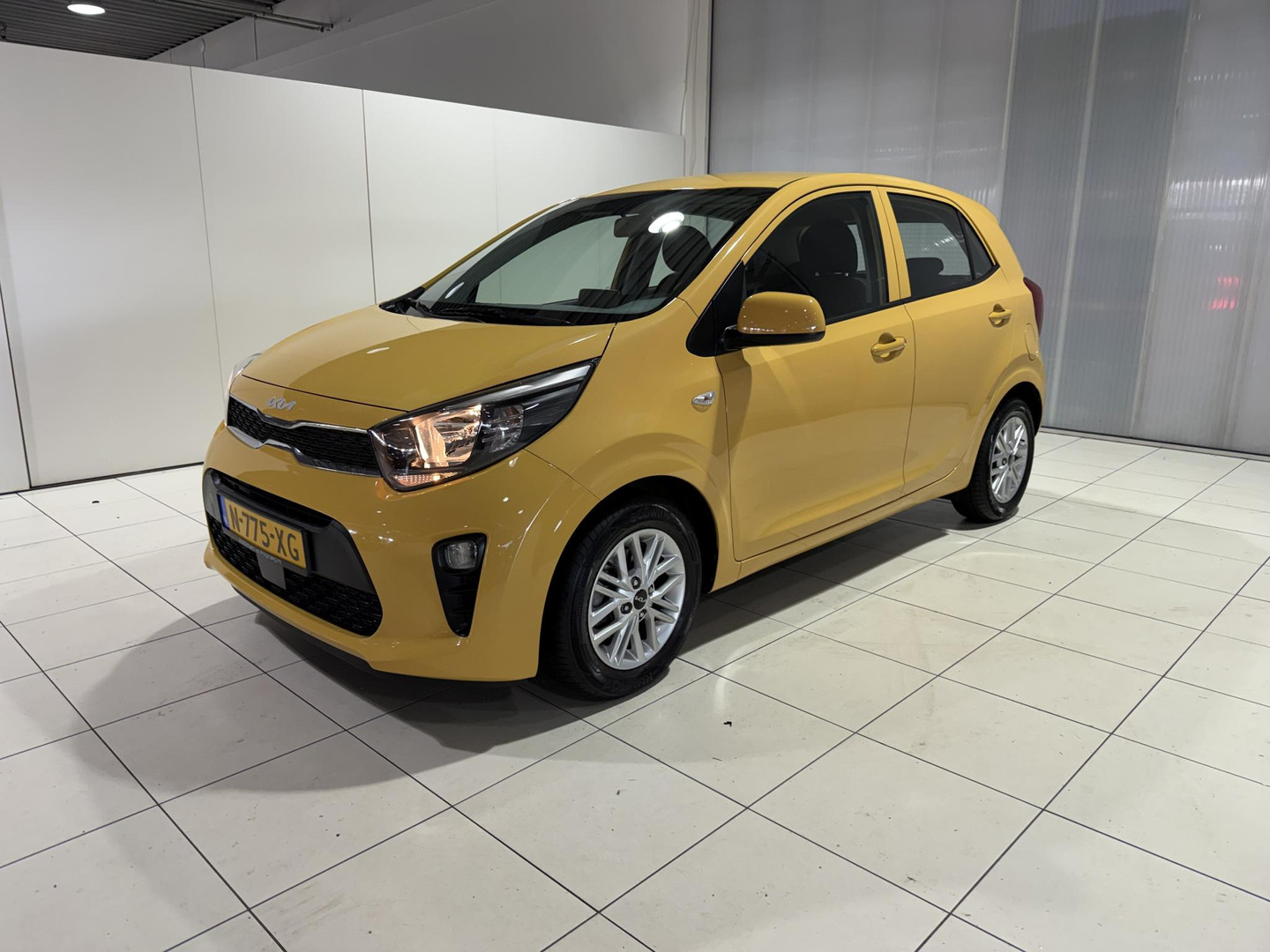 Kia
