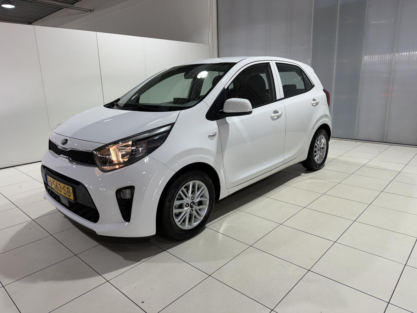 Kia