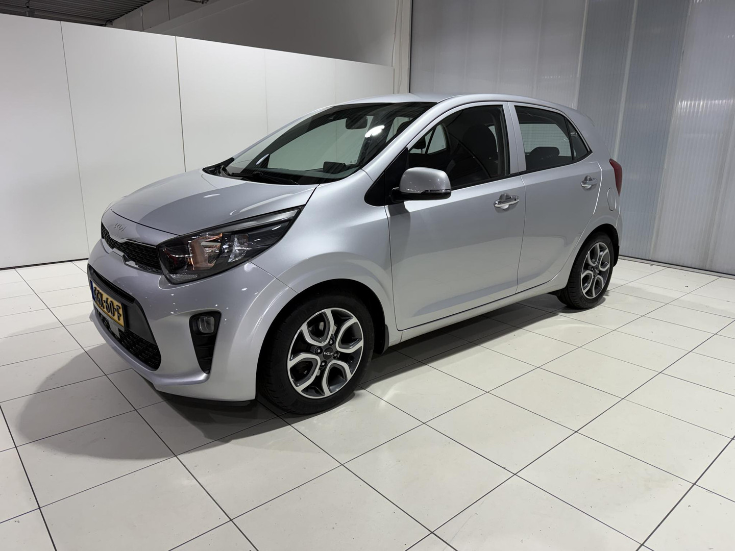 Kia