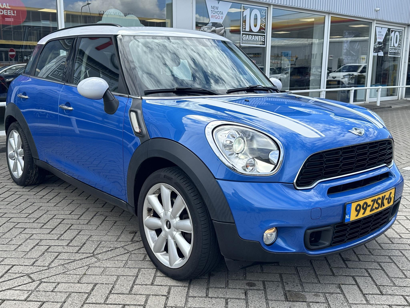 MINI