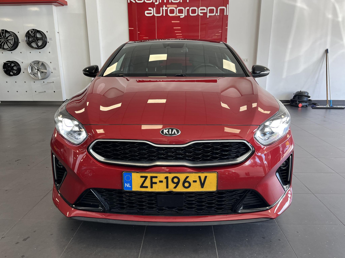 Kia