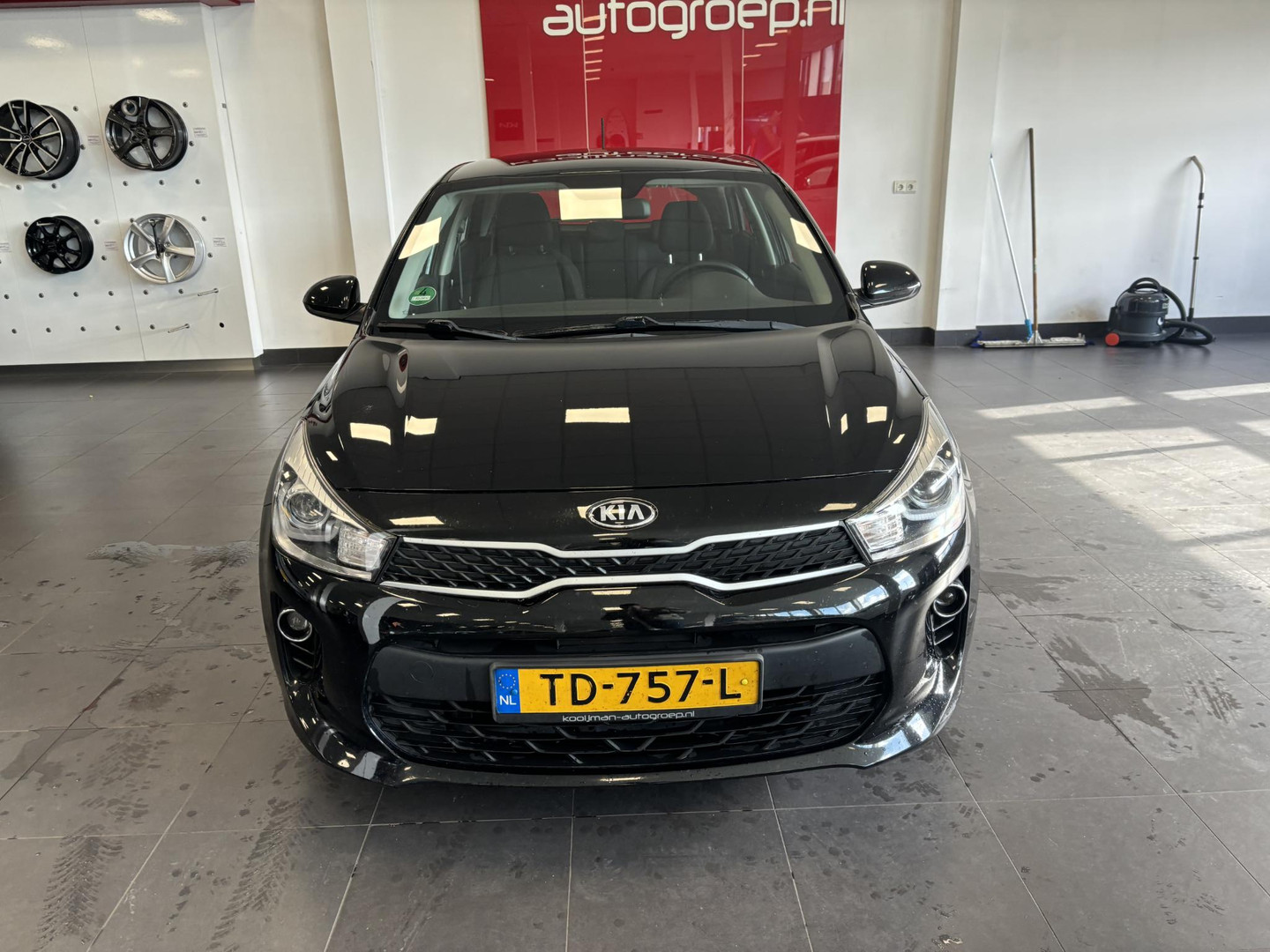 Kia