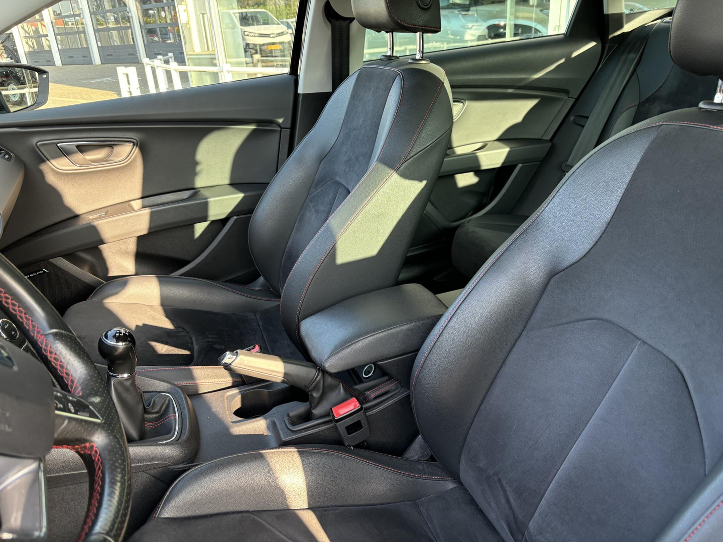 SEAT SEAT