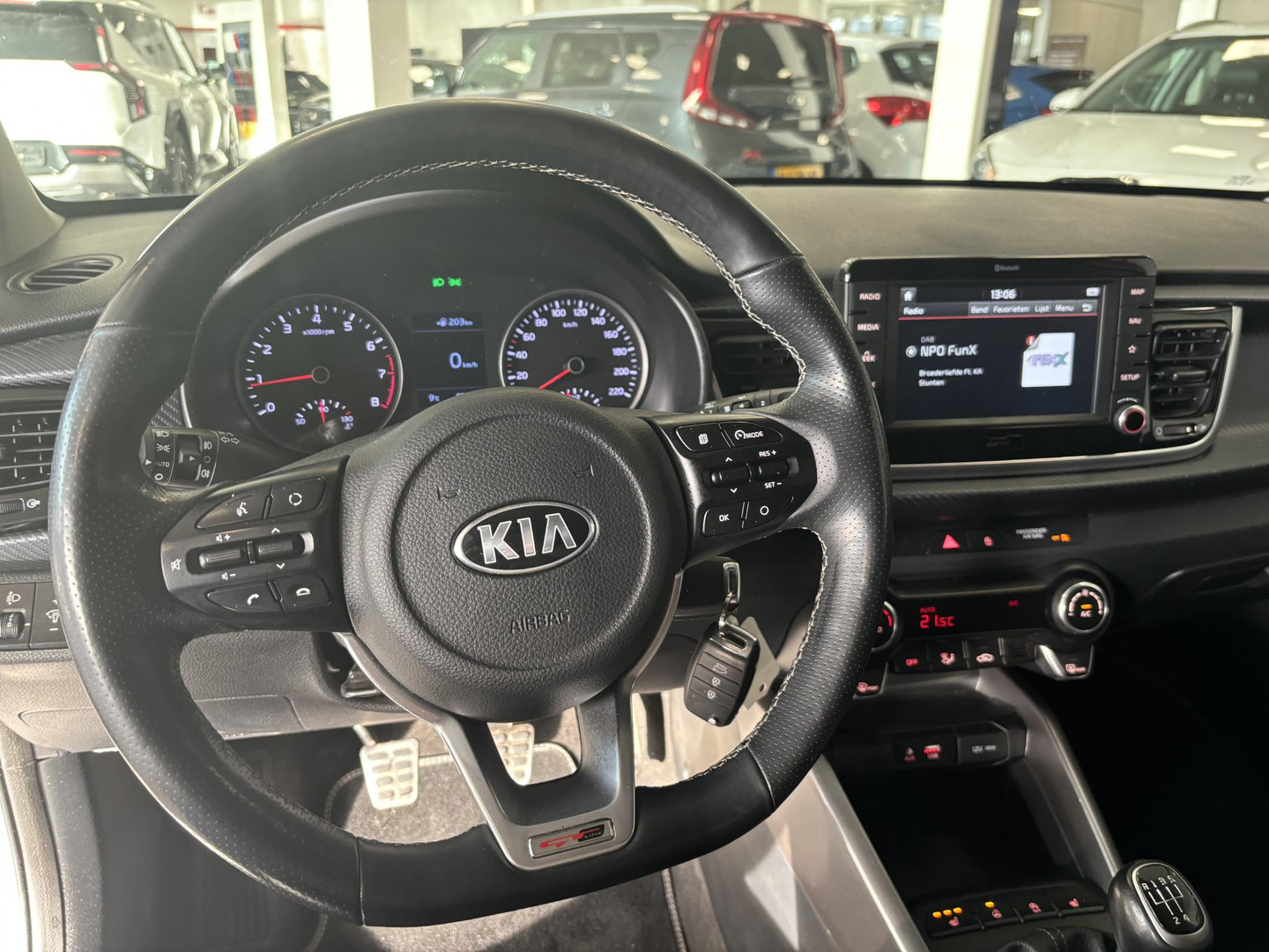 Kia