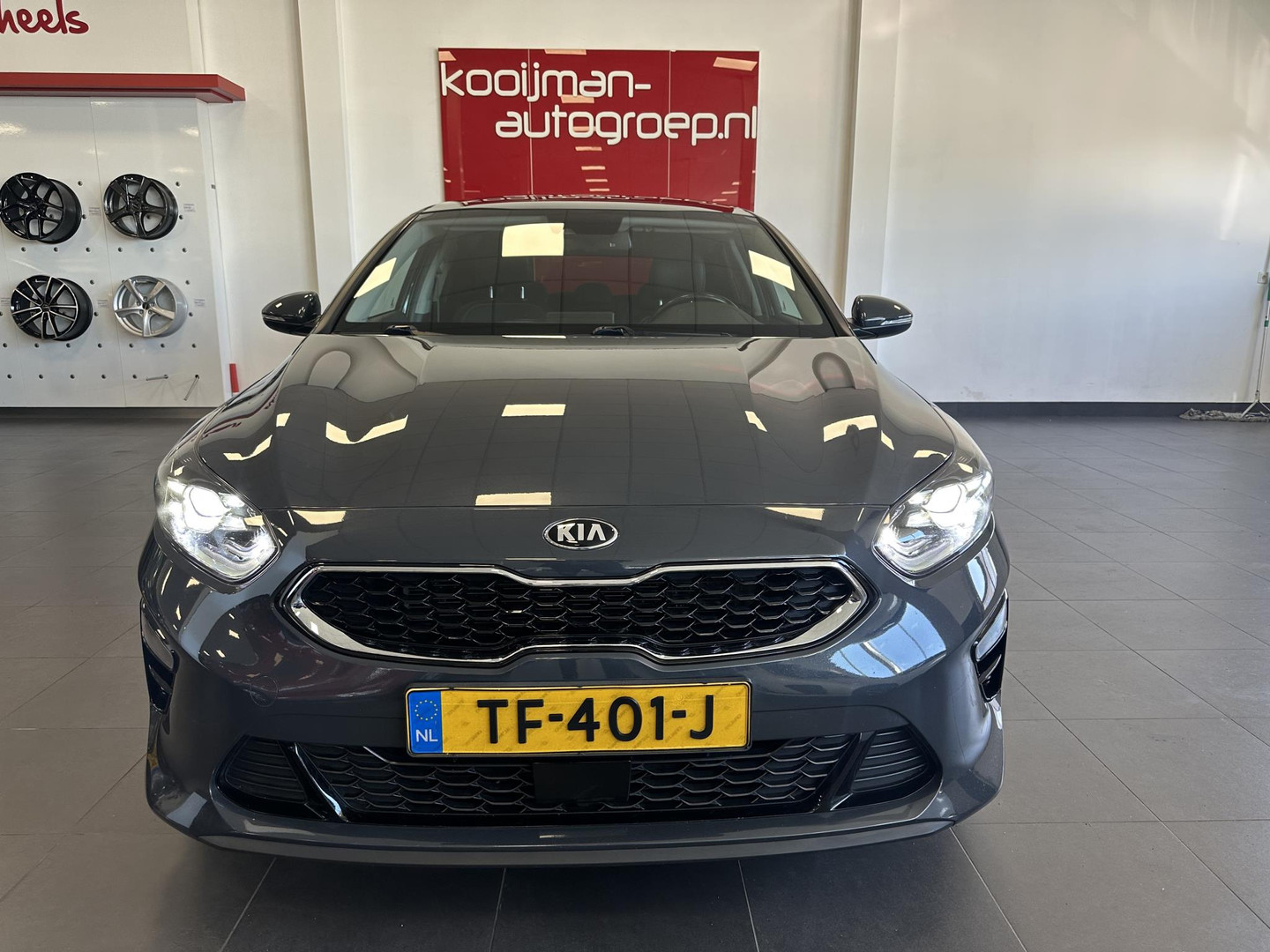 Kia