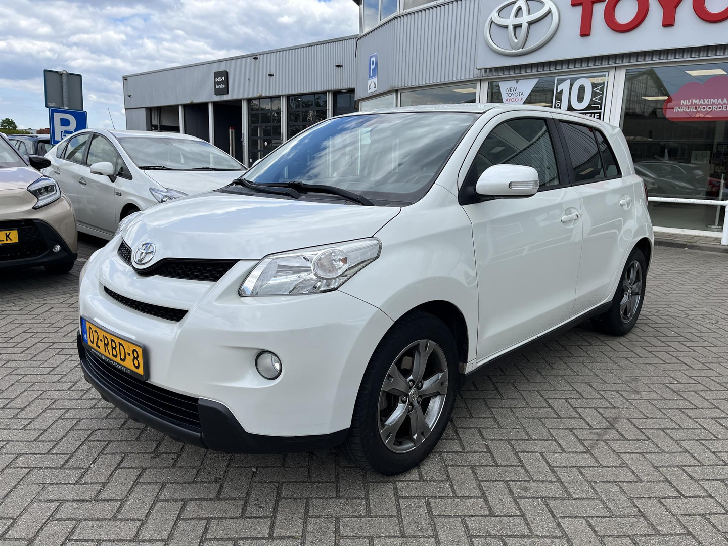 Toyota Toyota