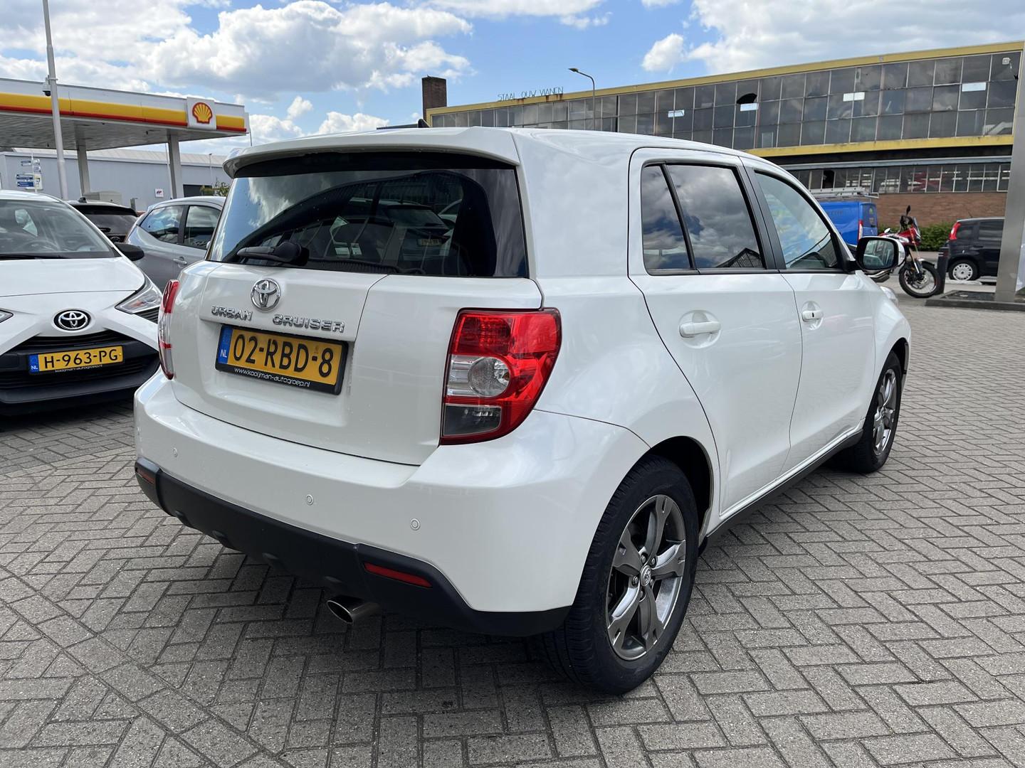 Toyota Toyota