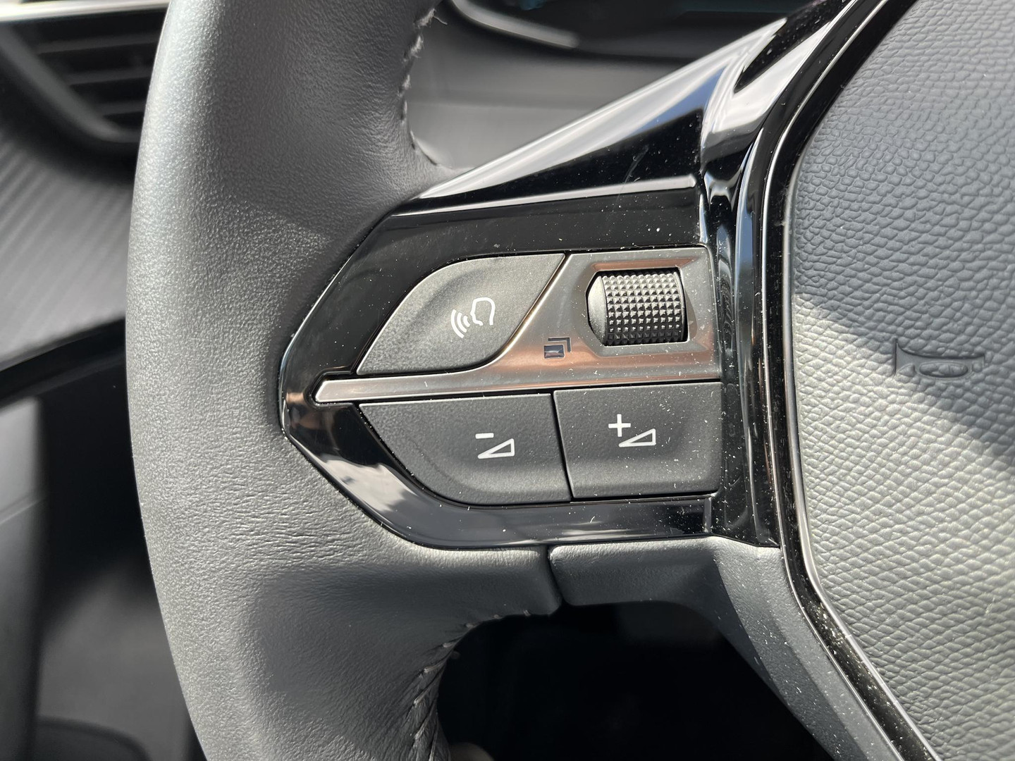 Peugeot Peugeot