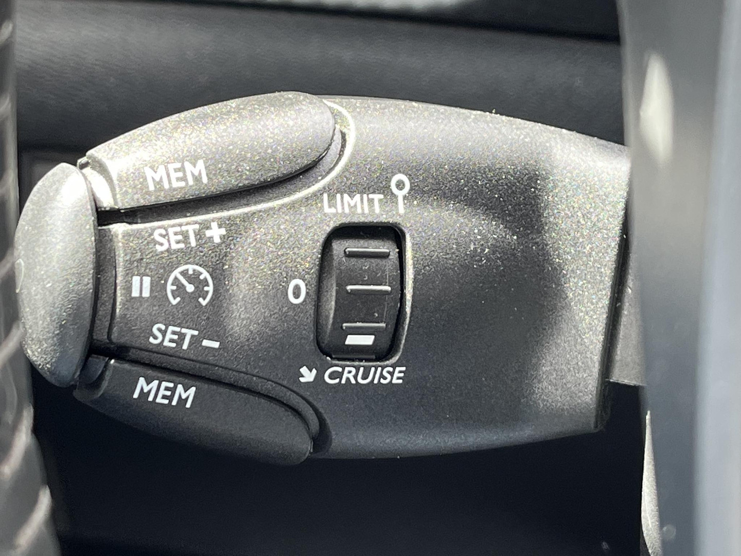 Peugeot Peugeot