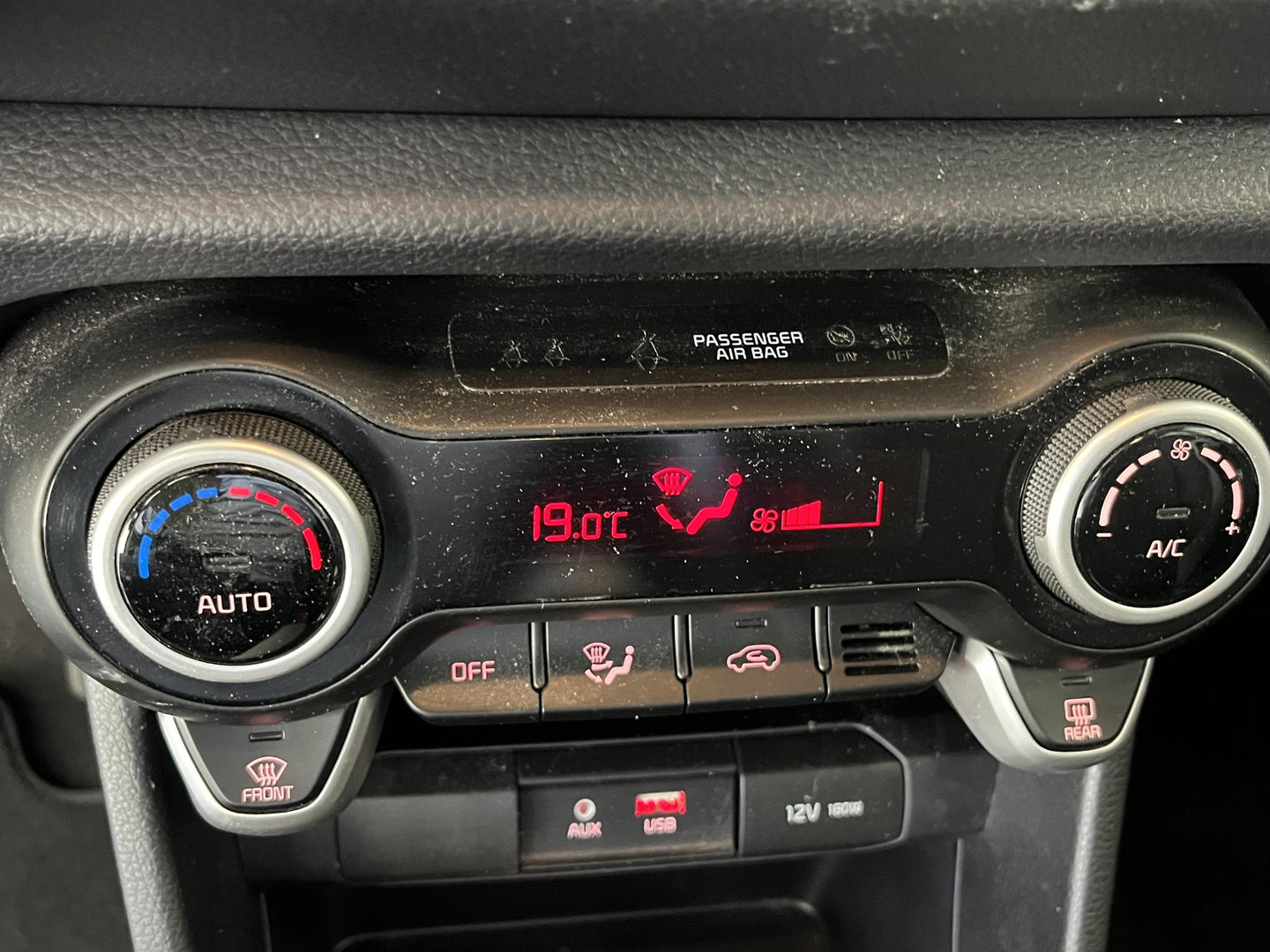 Kia Kia