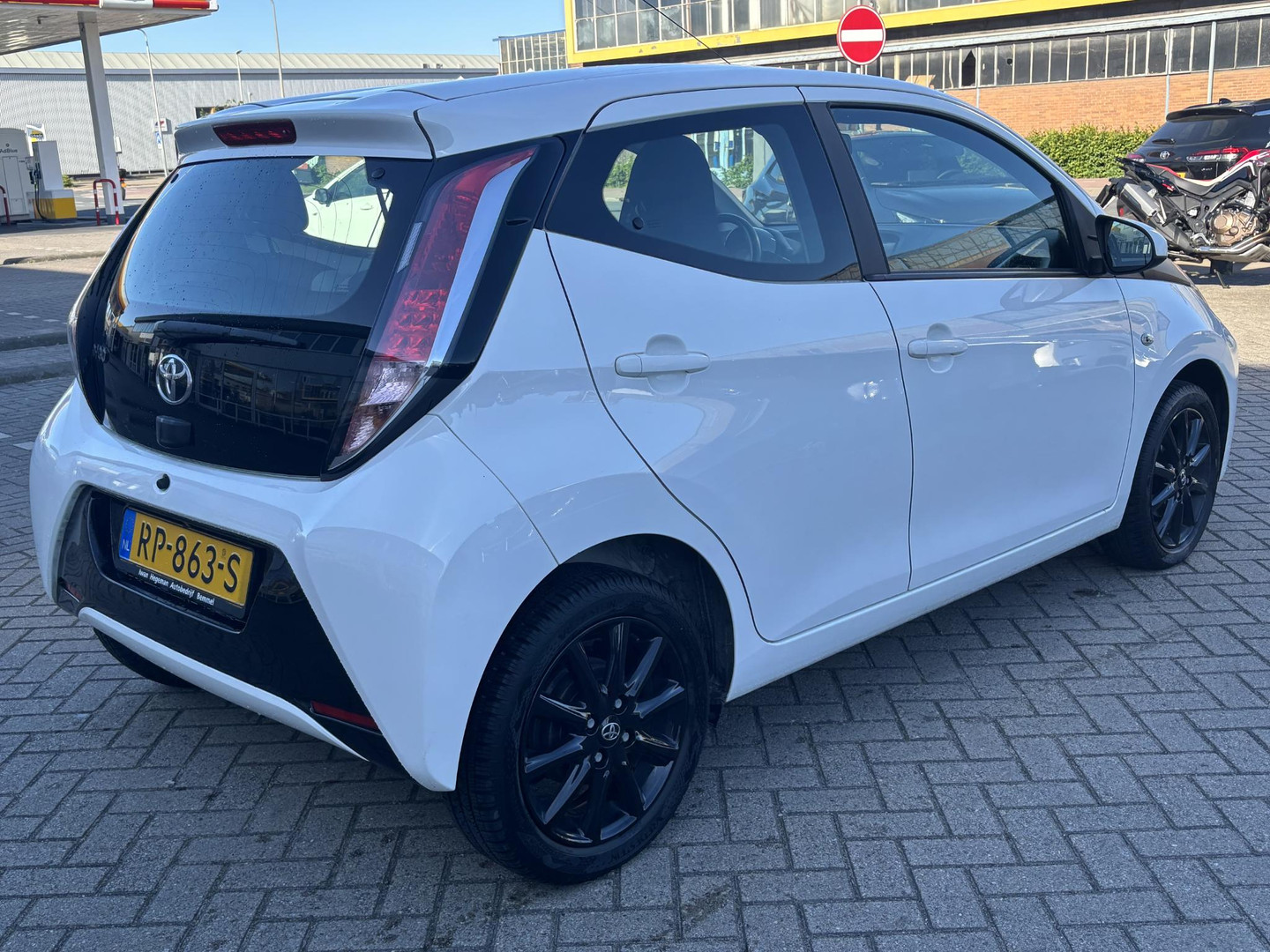 Toyota Toyota