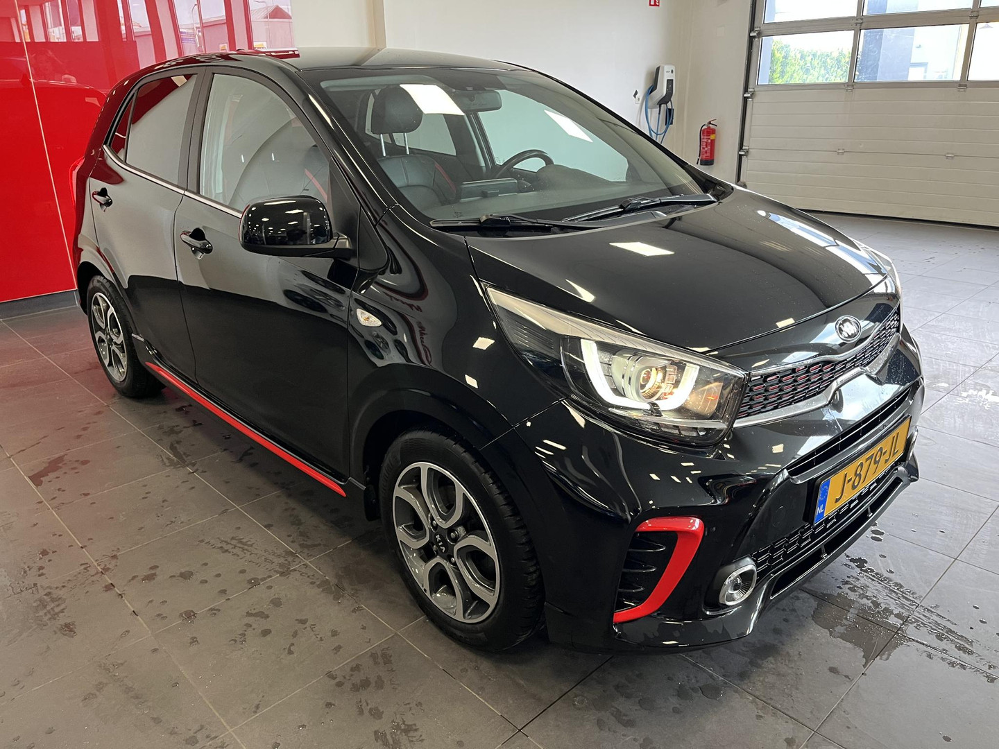 Kia Kia