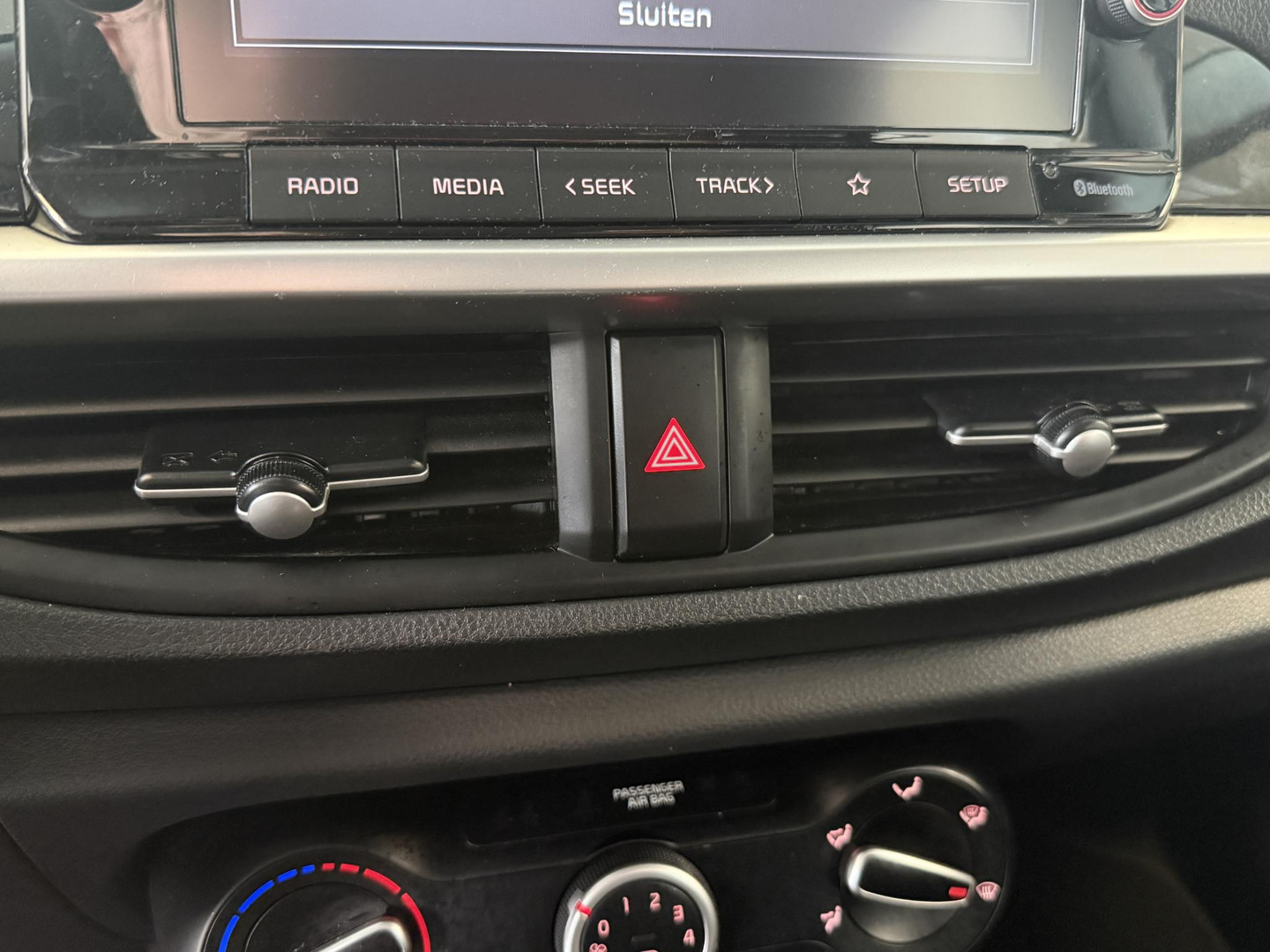 Kia Kia