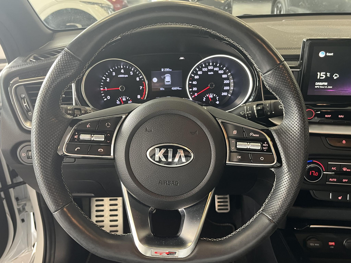 Kia Kia