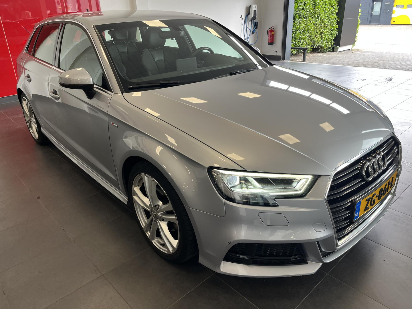 Audi