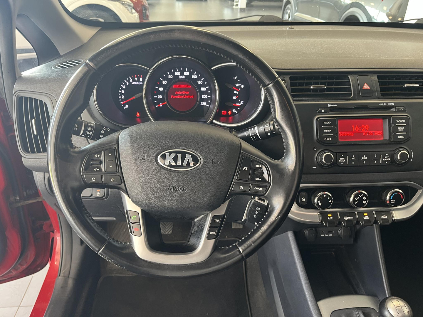Kia Kia