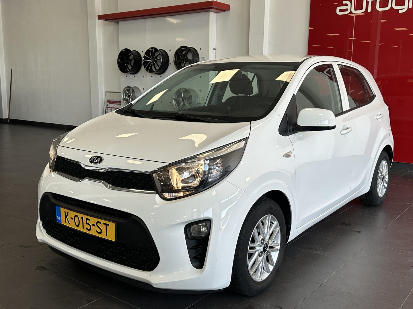 Kia