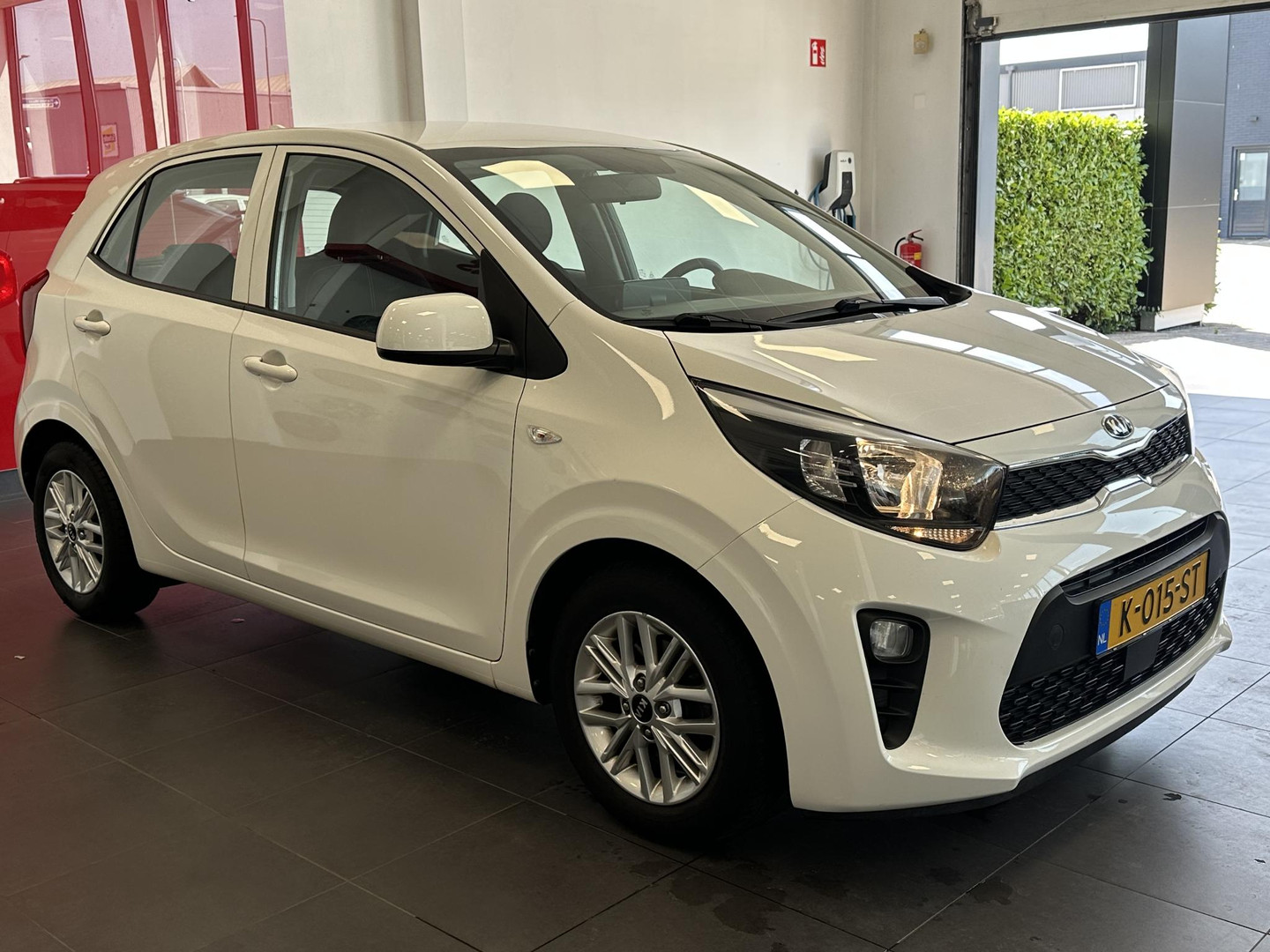 Kia