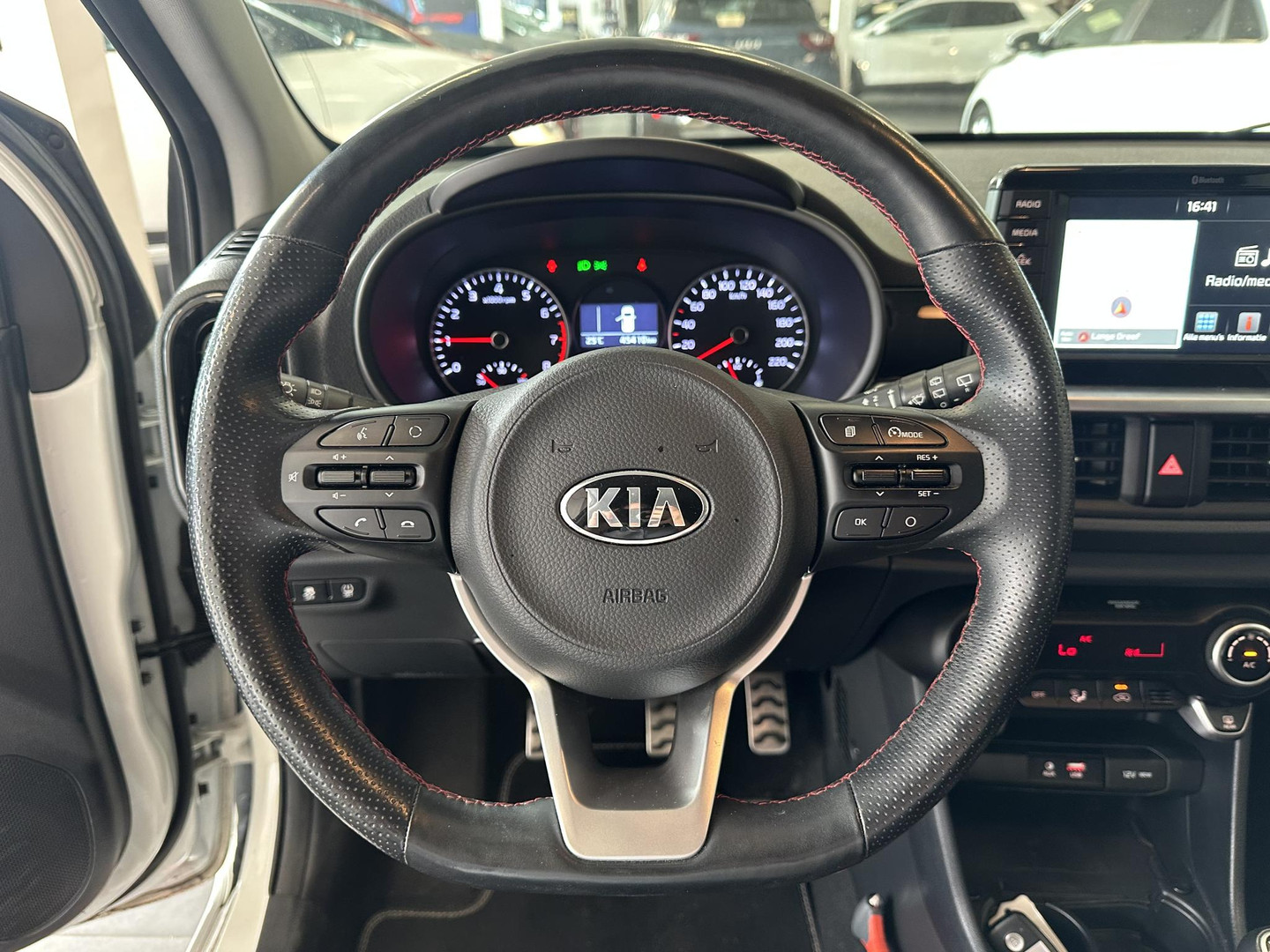 Kia Kia