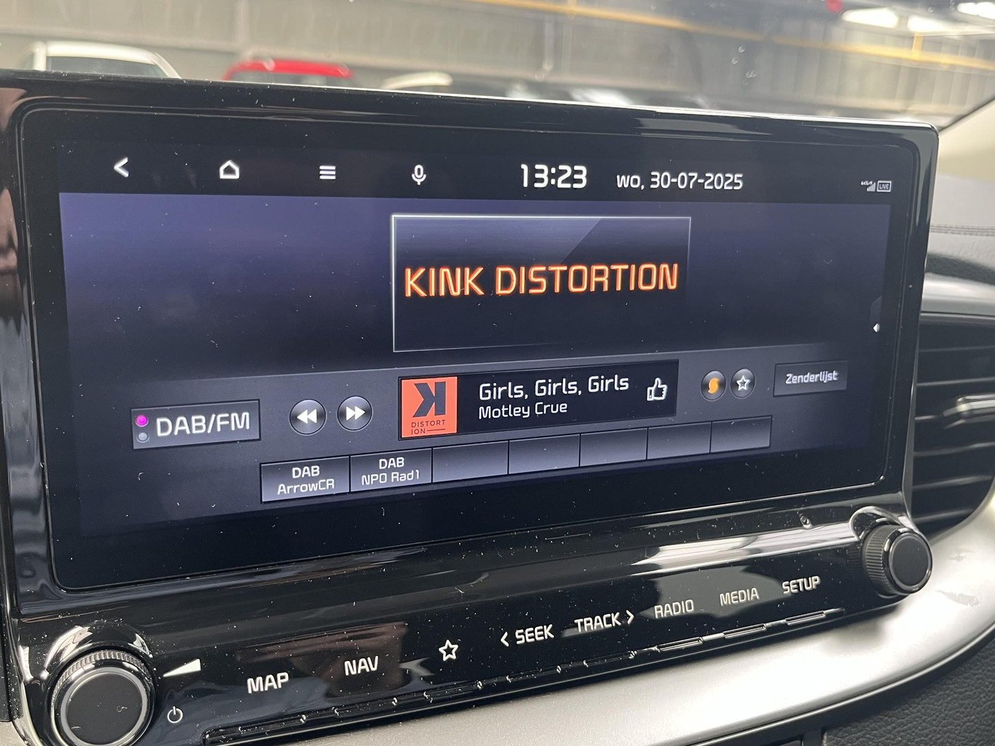 Kia