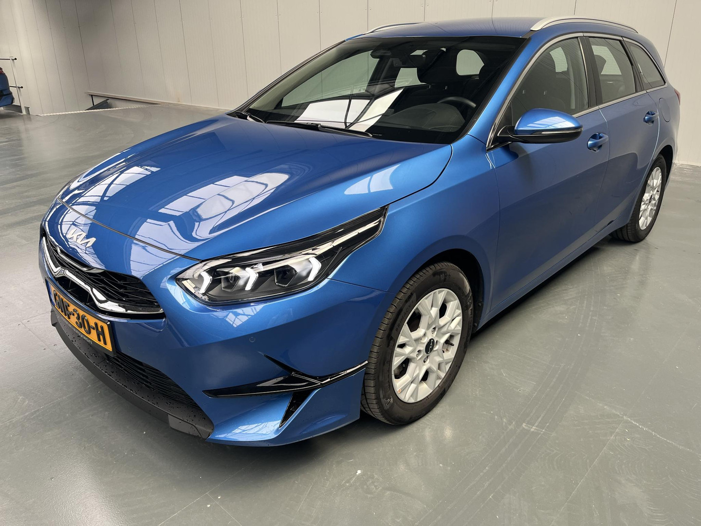 Kia