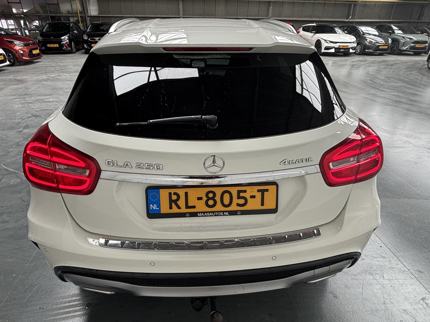 Mercedes-Benz Mercedes-Benz
