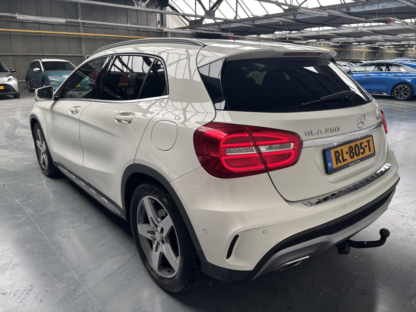 Mercedes-Benz Mercedes-Benz