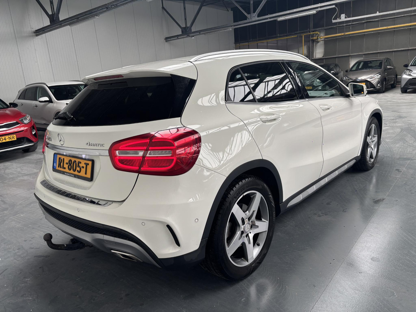 Mercedes-Benz Mercedes-Benz