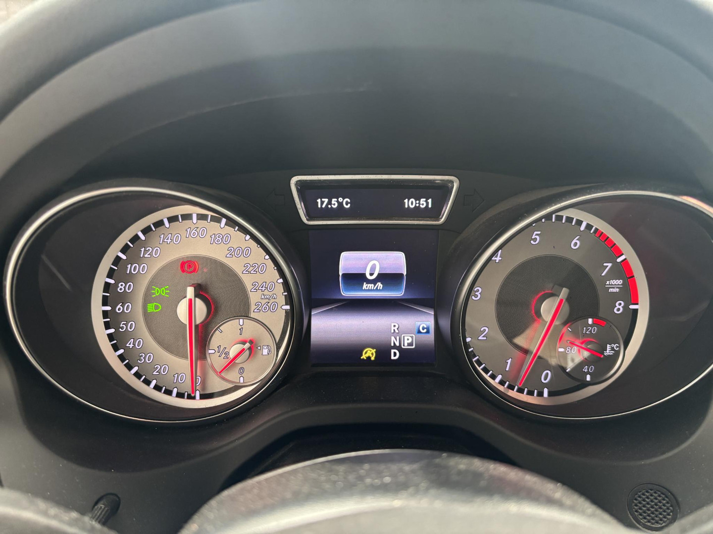 Mercedes-Benz Mercedes-Benz