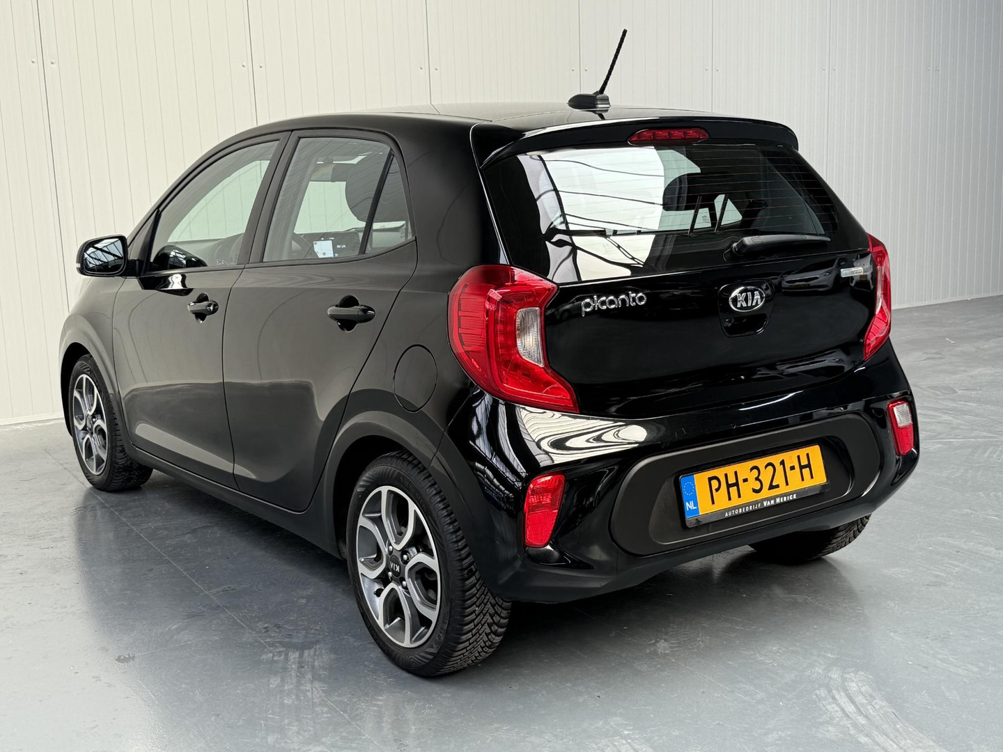 Kia