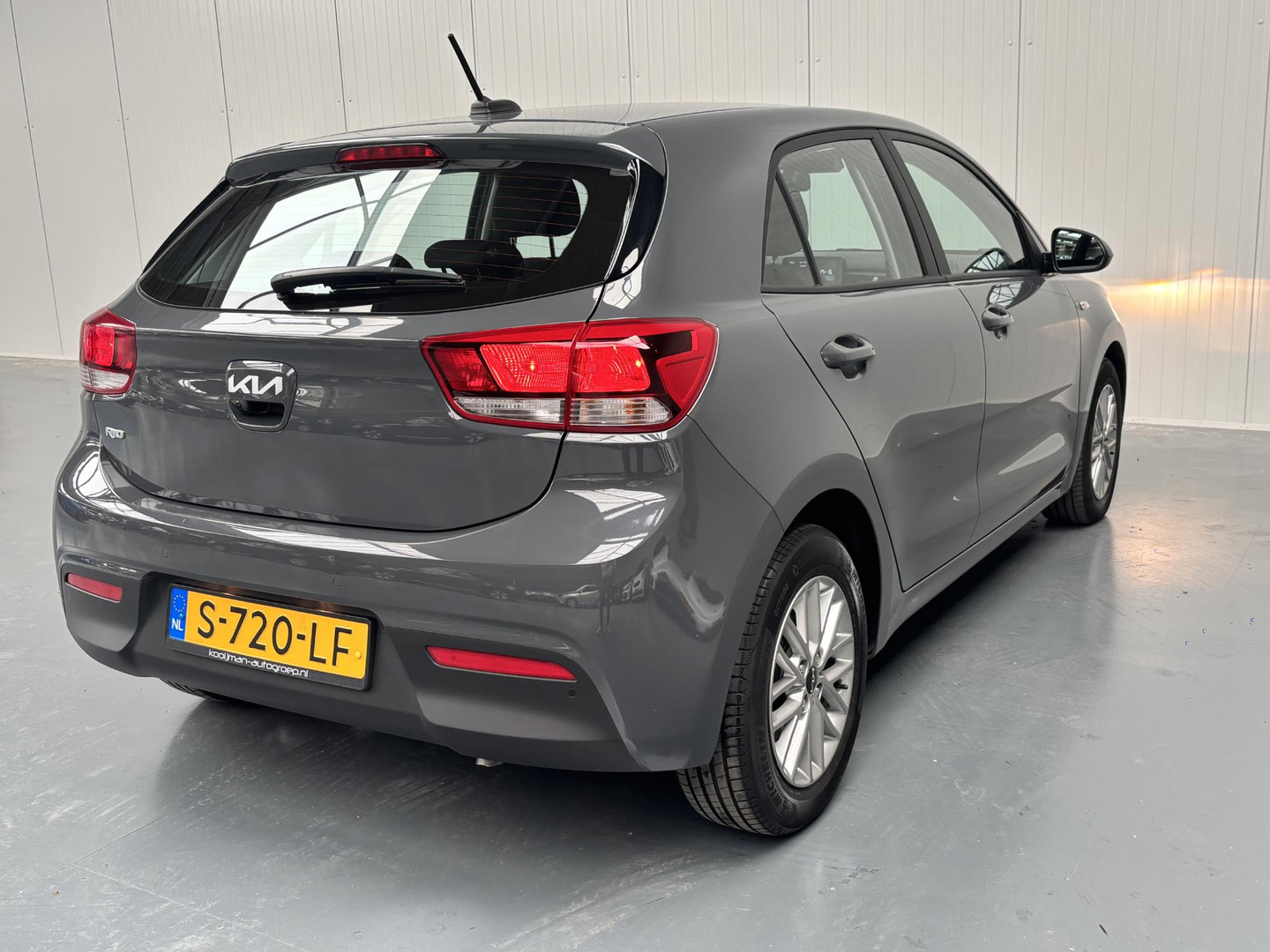 Kia