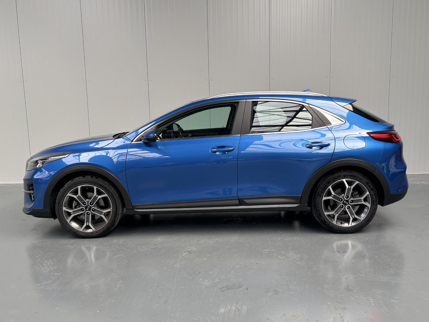Kia
