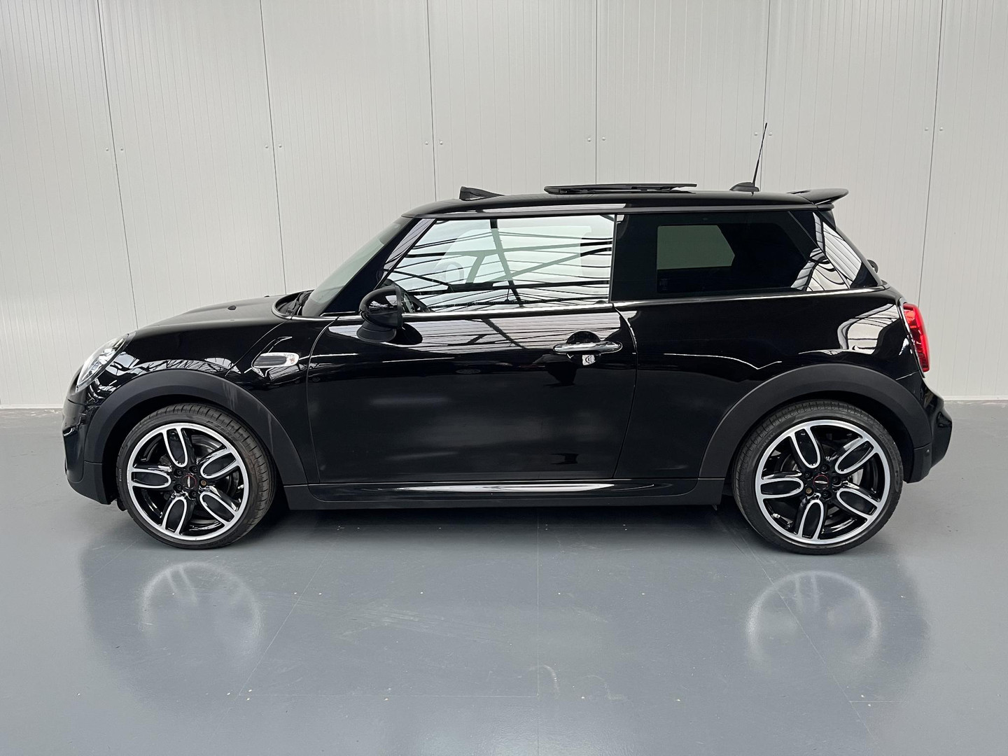MINI