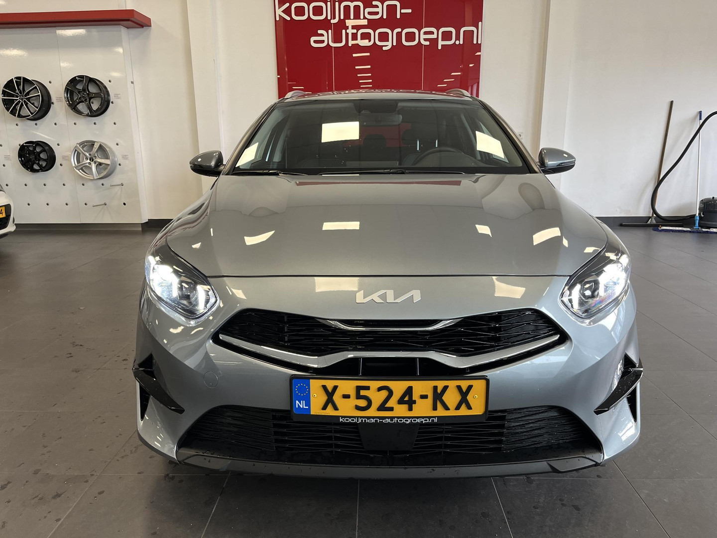 Kia