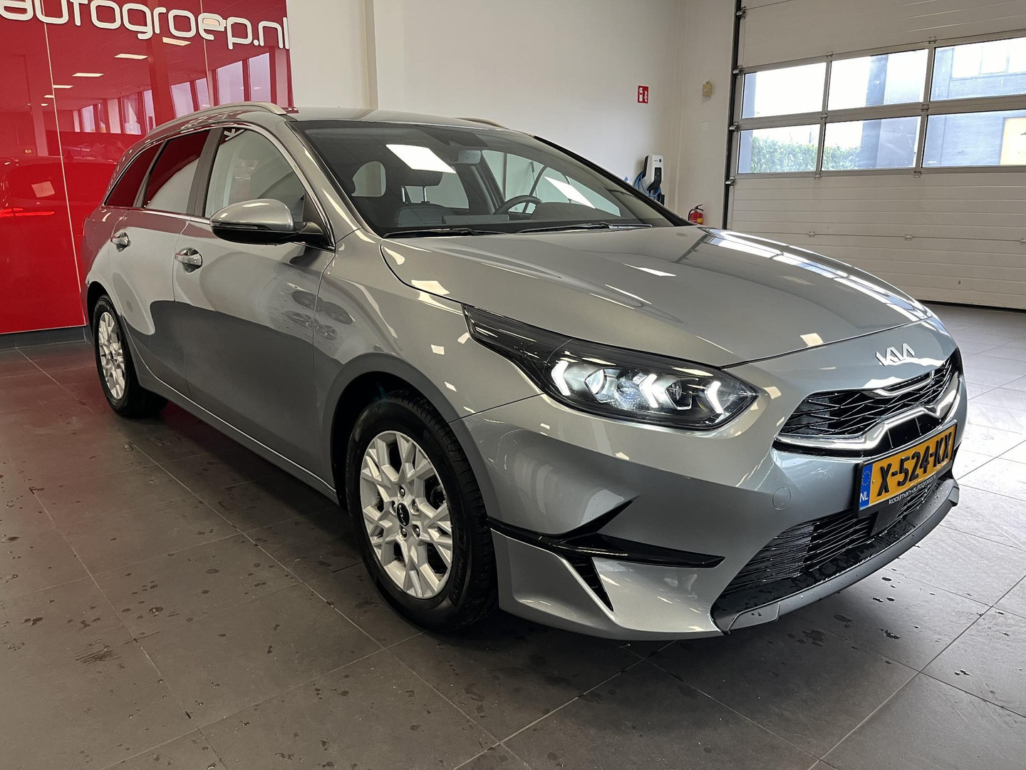 Kia