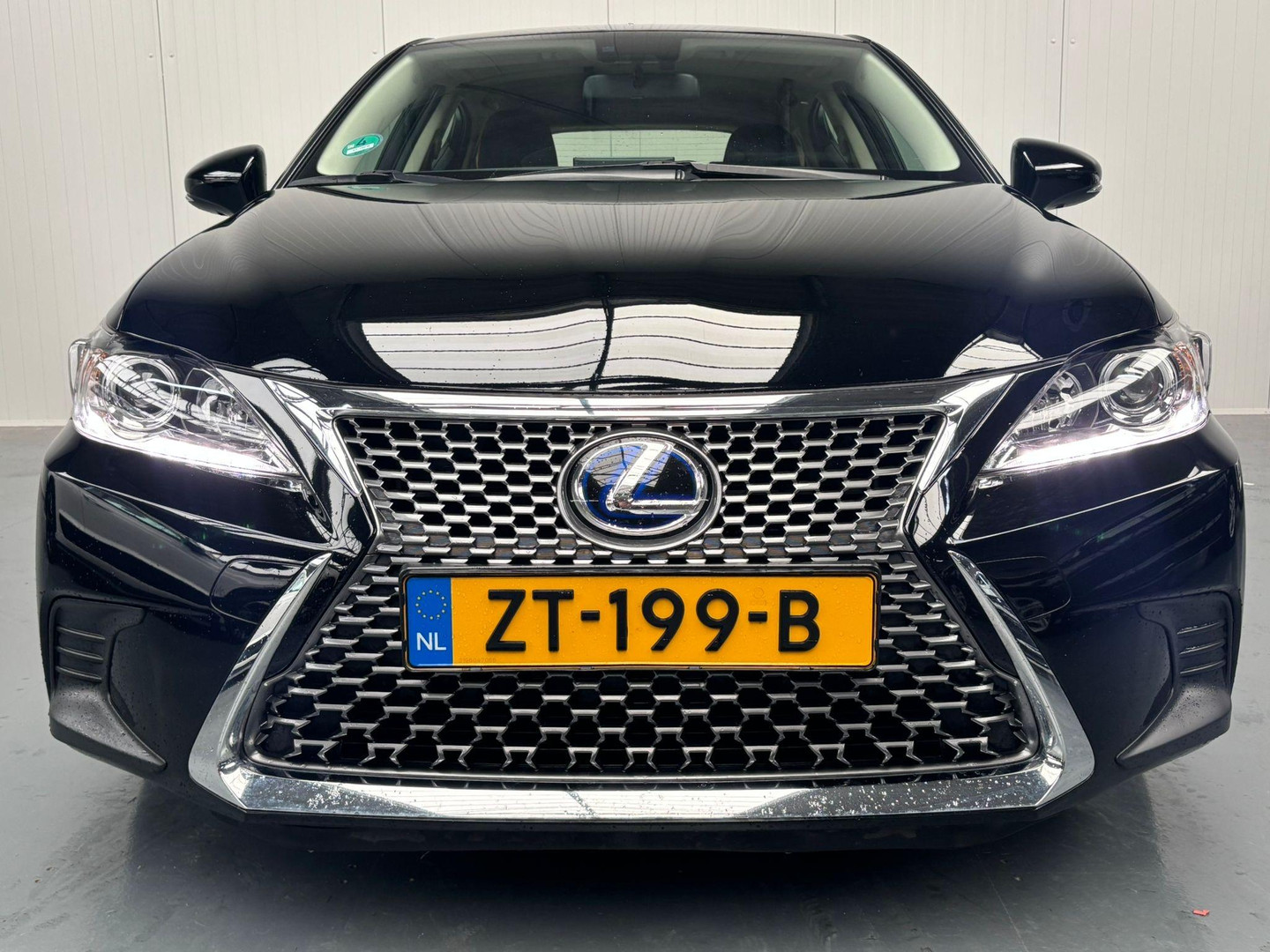Lexus