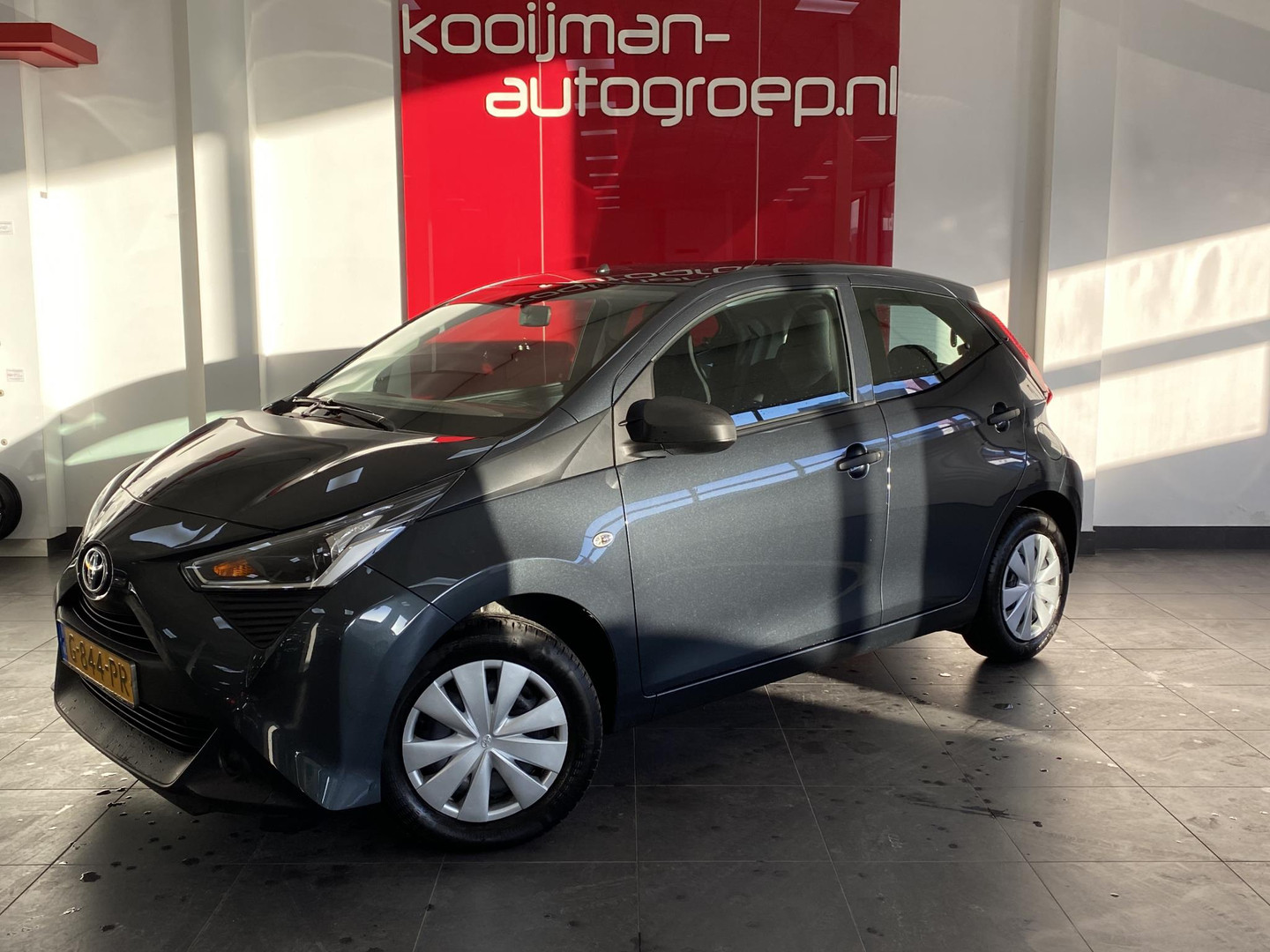 Toyota Toyota